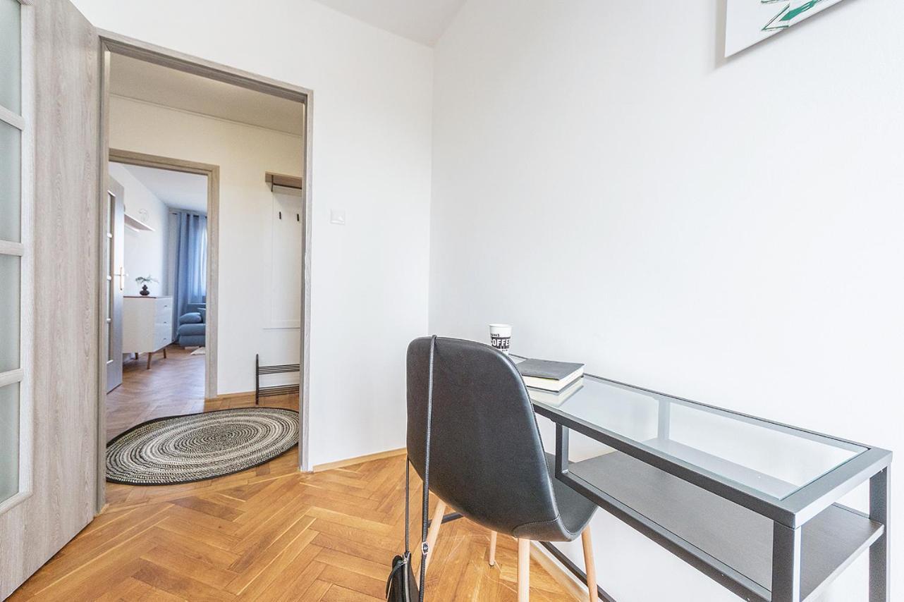 Glow Apartments, Apartament Kolobrzeska Гданьск Экстерьер фото